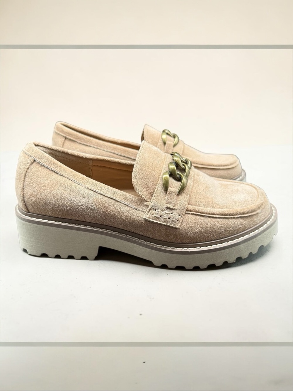 Hey Girl By Corky’s Literally Lug Sole Loafer Faux Suede Camel Chain Sz 6 New